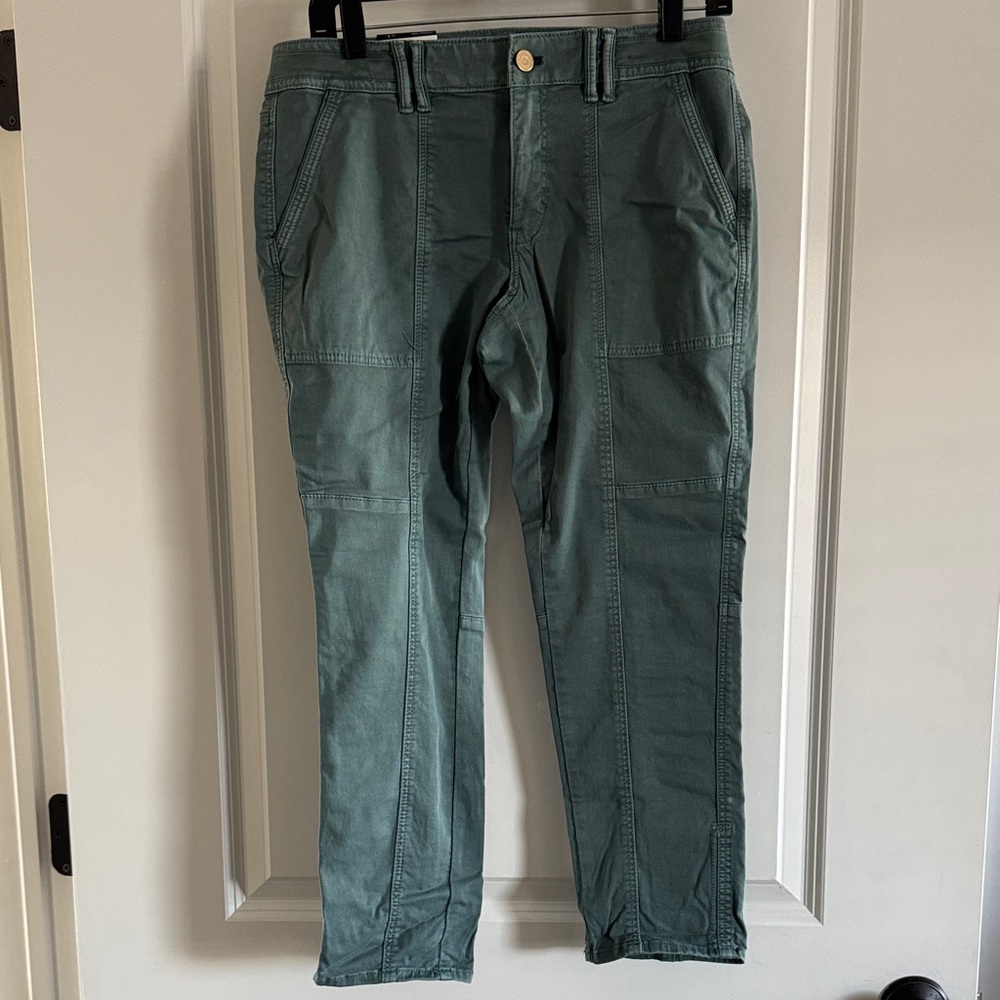 White House Black Market Teal Cropped Pants